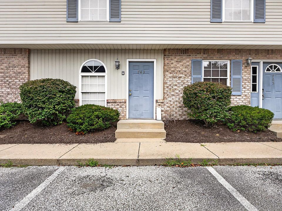 1st image of 763 E Sherwood Hills Dr