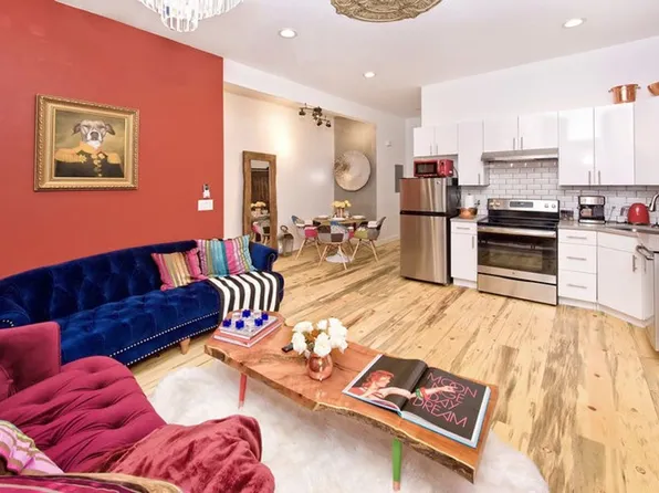 2 & 3 Bedroom Units in the Dwight Street Historic District!