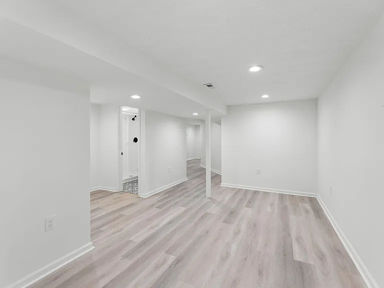 3906 Booth St — Photo 18