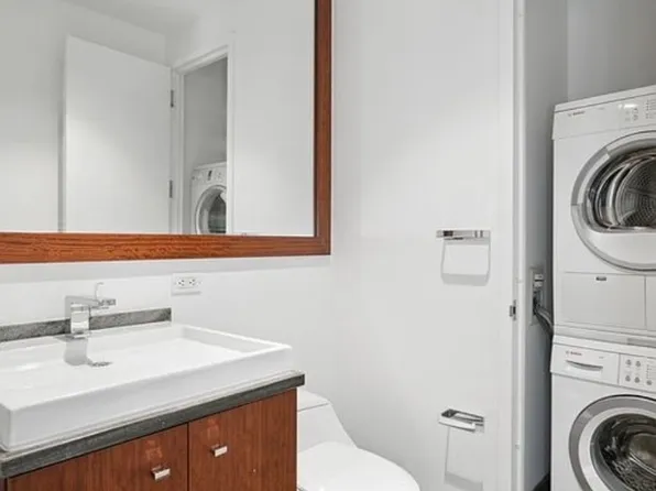 33 West 56th Street image 6 of 12