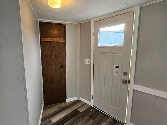 5th image of 2910 W Grand Ave #13