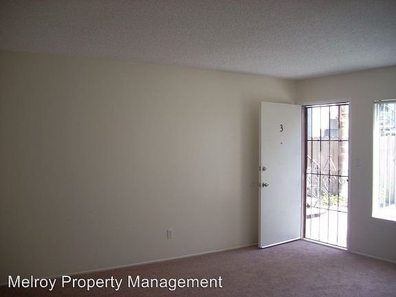 4th image of 4670 34th St APT 03