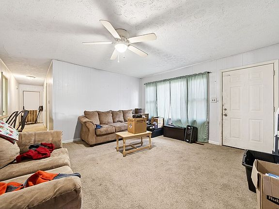 2nd image of 410 Norman Dr