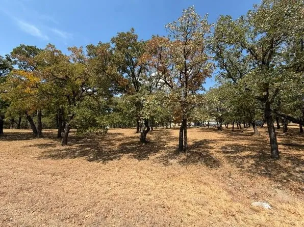 122 Blackhawk St, Nocona, TX 76255