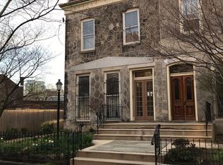 208 N 36th St #3, Philadelphia, PA 19104