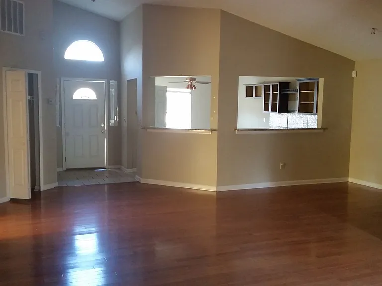 8 Saint Ives Ct — Photo 47