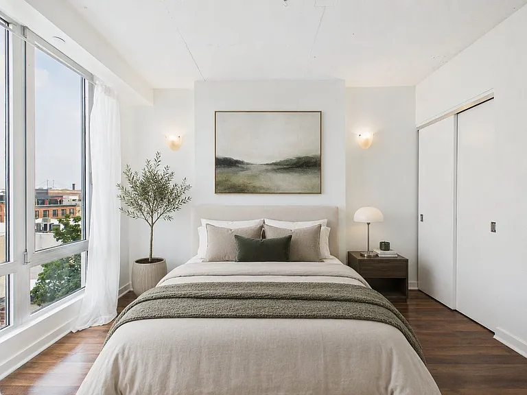 212 Brown St — Photo 10