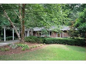 2629 Winding Ln photo 1