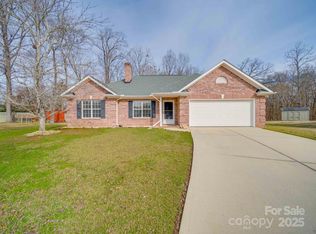 8353 Emily Dr, Harrisburg, NC 28075