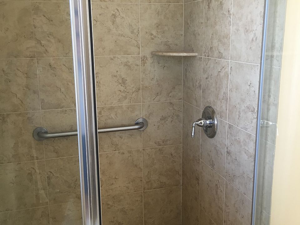 Master Bedroom Bathroom 3