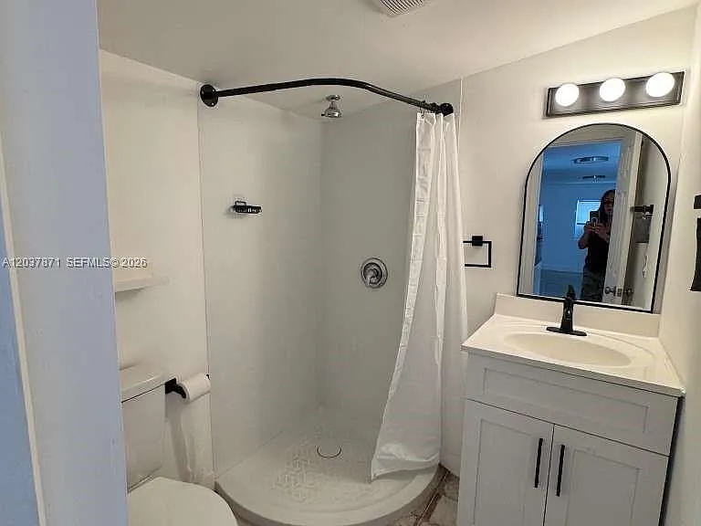 17301 NE 19th Ave #3 — Photo 4