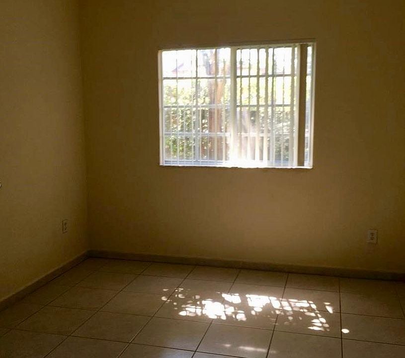 1st image of 7200 NW 114th Ave APT 105