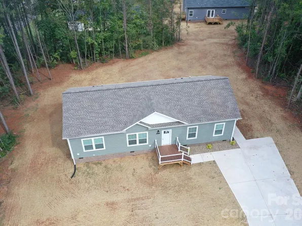 2026 Windigo St, Newton, NC 28658