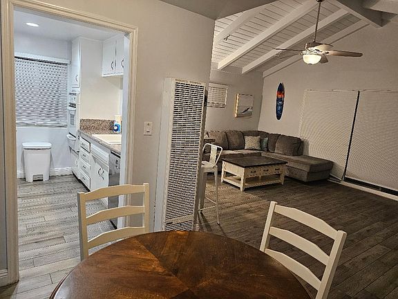 4th image of 3707 W Balboa Blvd #1