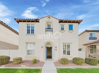 956 S Huish Dr, Gilbert, AZ 85296