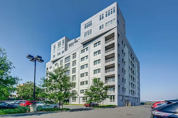 Sold by Casandra Properties Inc. | media 1