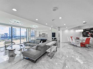 19195 Mystic Pointe Dr APT 2707, Miami, FL 33180