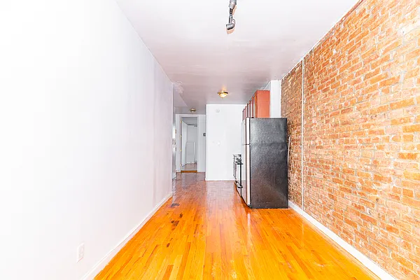 Rented by Rennit Inc. | media 20