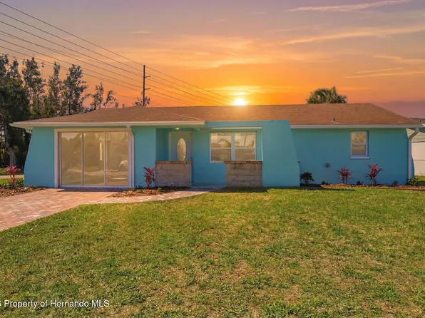 7608 Yachtsman Dr, Hudson, FL 34667