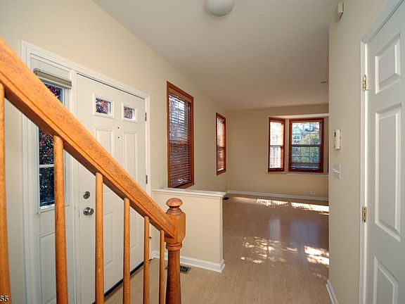 3rd image of 203 Cheshire Ct