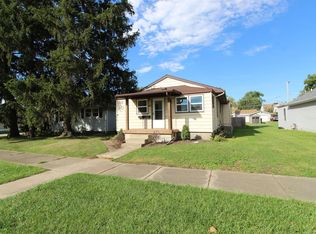 211 N Fulton Ave, Bradley, IL 60915