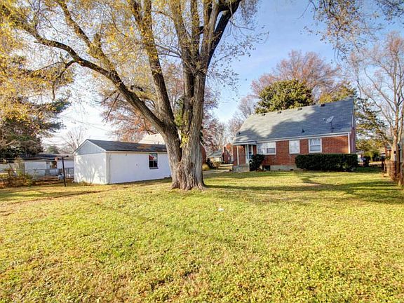 5th image of 2524 Meadow Dr