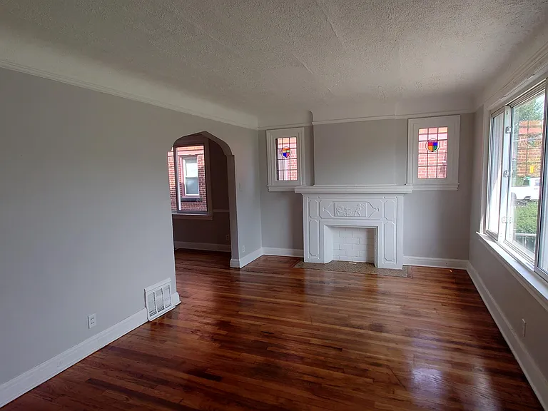 9313 Harvard Rd — Photo 2