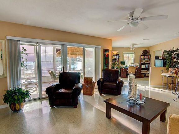 5th image of 4122 Miller Dr