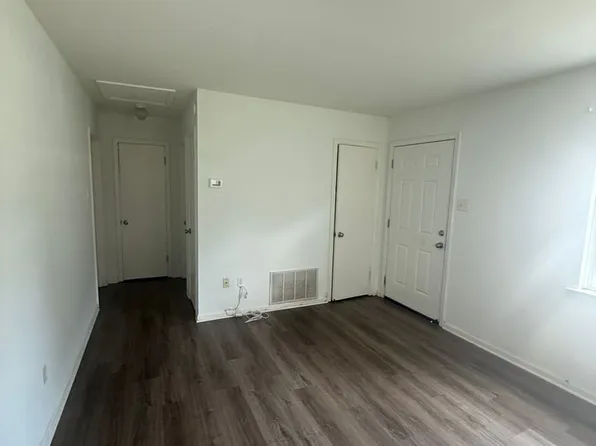 7983 Martha St, Millington, TN 38053