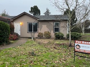 19552 Lakewood Ct NE, Aurora, OR 97002