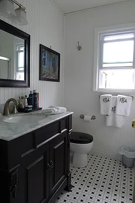 Sold by Robin Shapiro, LREB | media 14