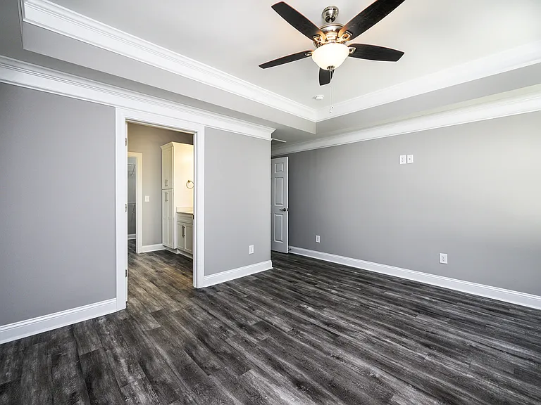 403 Hart Dr — Photo 7