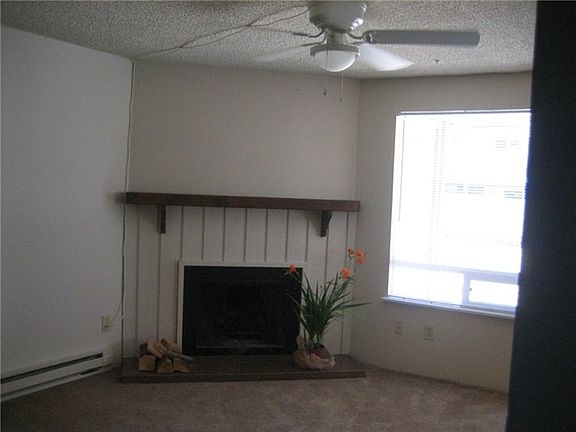 3rd image of 4515 S Puget Sound Ave APT 4
