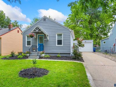 2304 S Glendale Ave, Sioux Falls, SD, 57105