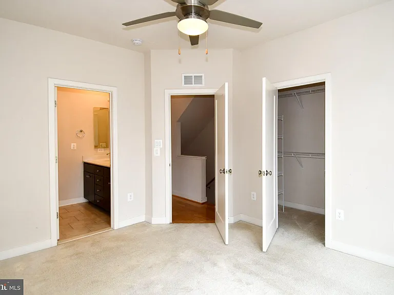 16301 Columbus Ave — Photo 21