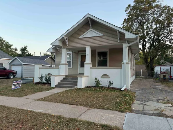222 E 4th St, Hastings, NE 68901