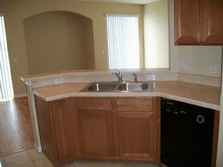 5th image of 2065 Estancia Cir