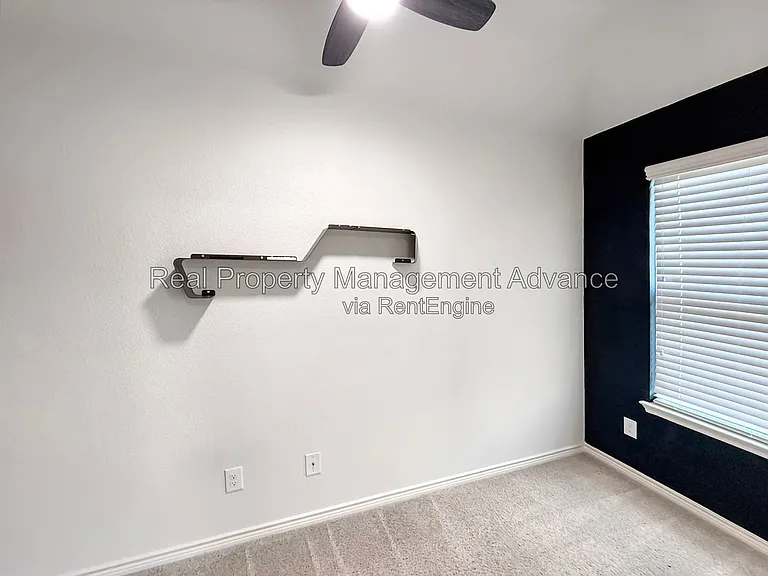 10228 Tahoka Pl — Photo 15