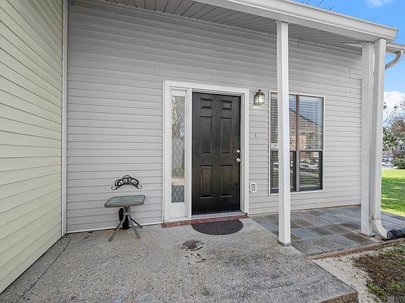 4th image of 4385 Jefferson Woods Dr #29