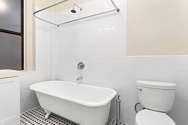 Rented by Douglas Elliman | media 14