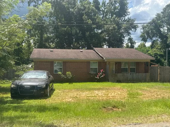 635 Wise St, Georgiana, AL 36033