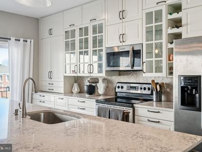 715 Brown St UNIT A, Philadelphia, PA, 19123