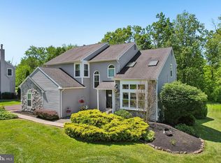 30 Andrew Ln, Lansdale, PA 19446