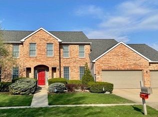 2707 Springhill Ln, Champaign, IL