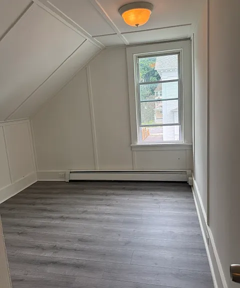 963 Laurel Ave #1 — Photo 5