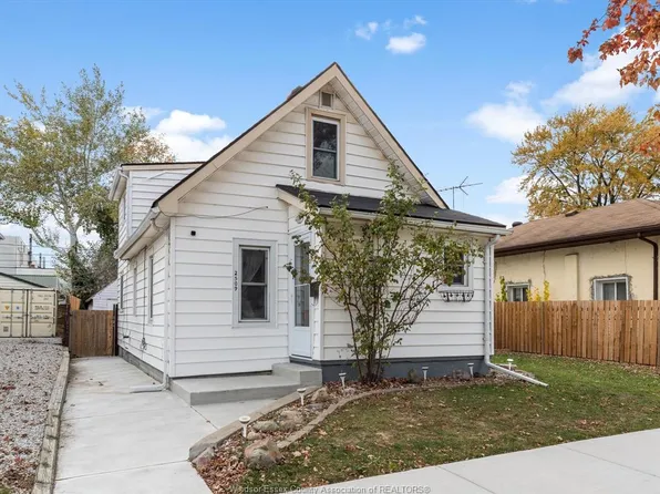 2509 Alexis Rd, Windsor, ON N8W 3Z6