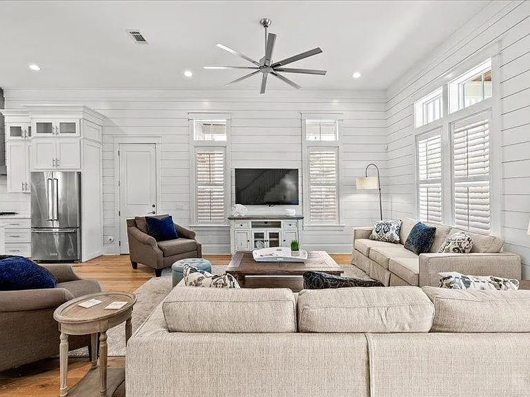 237 Cabana Trl — Photo 7