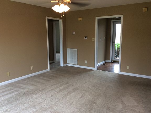 2nd image of 1042 Bobcat Dr
