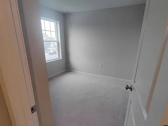 5249 49th Ave NE — Photo 29