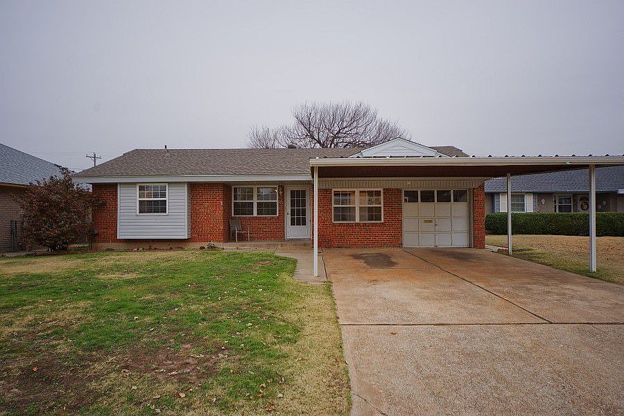 1st image of 1309 Kings Court Cir